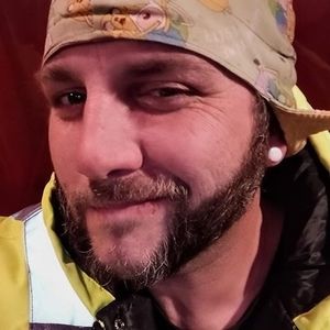 Meet your Posher, Adam